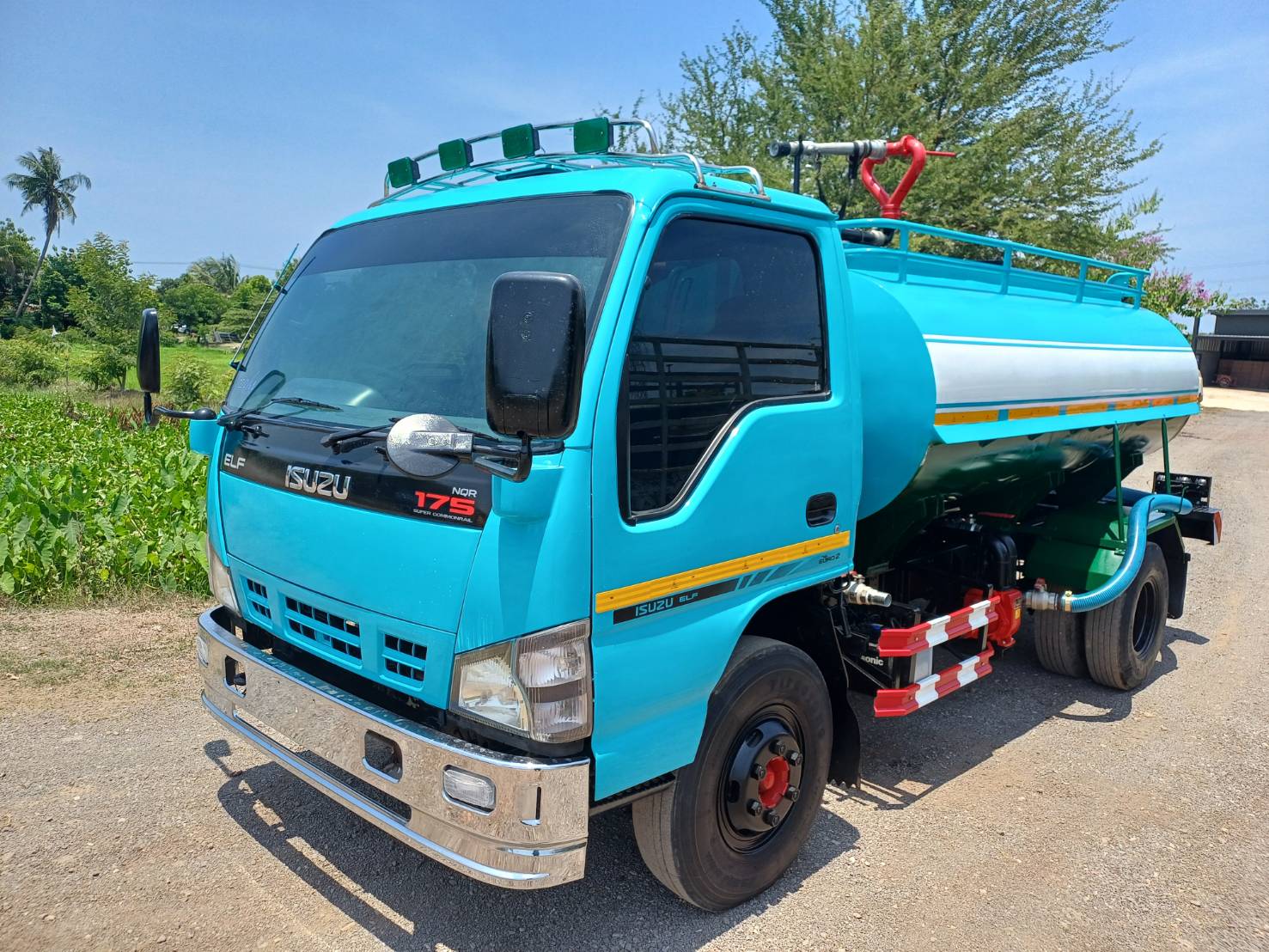 รถน้ำ ISUZU 6ล้อ NQR 175 เเรง ยูโร2 ปี50