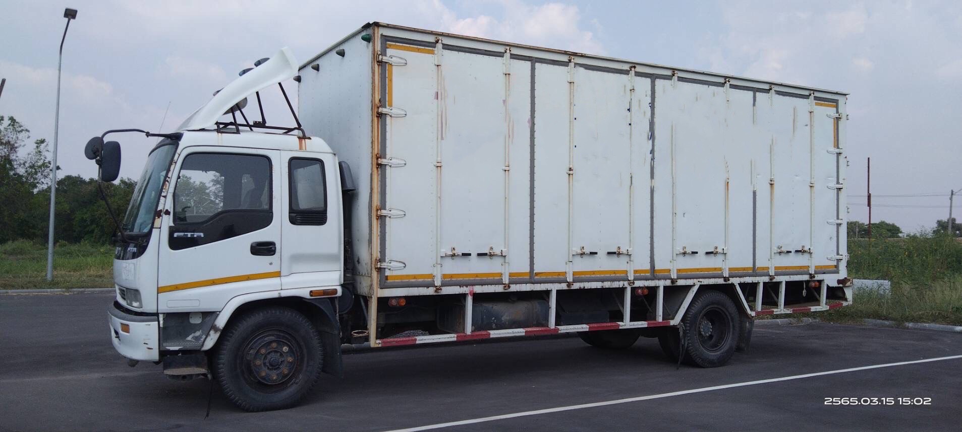 ISUZU FTR 200 แรง ปี 45
