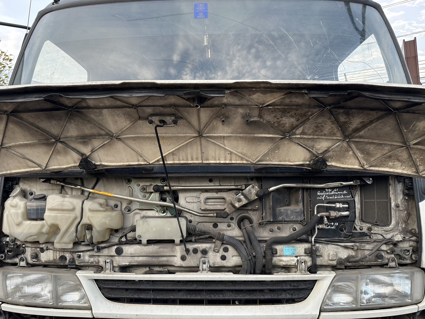FVM200 CNG10บาน ปี51