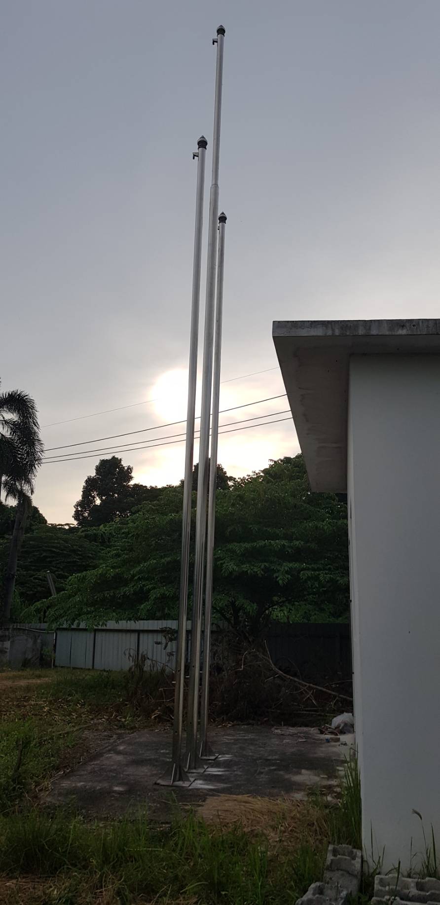 ขายเสาธงแสตนเลสชุด 3 ต้น