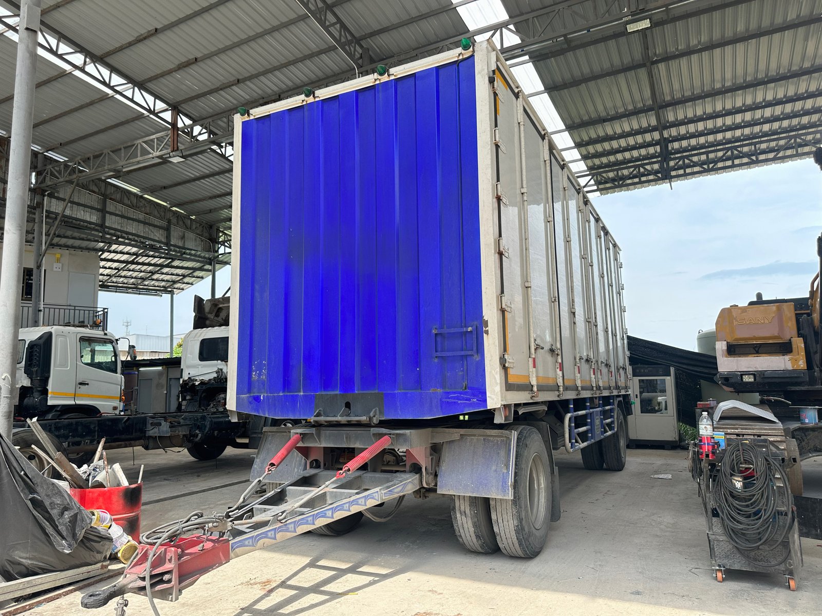 ลูกพ่วงตู้ 10 บาน ยาว 7.60 เมตร