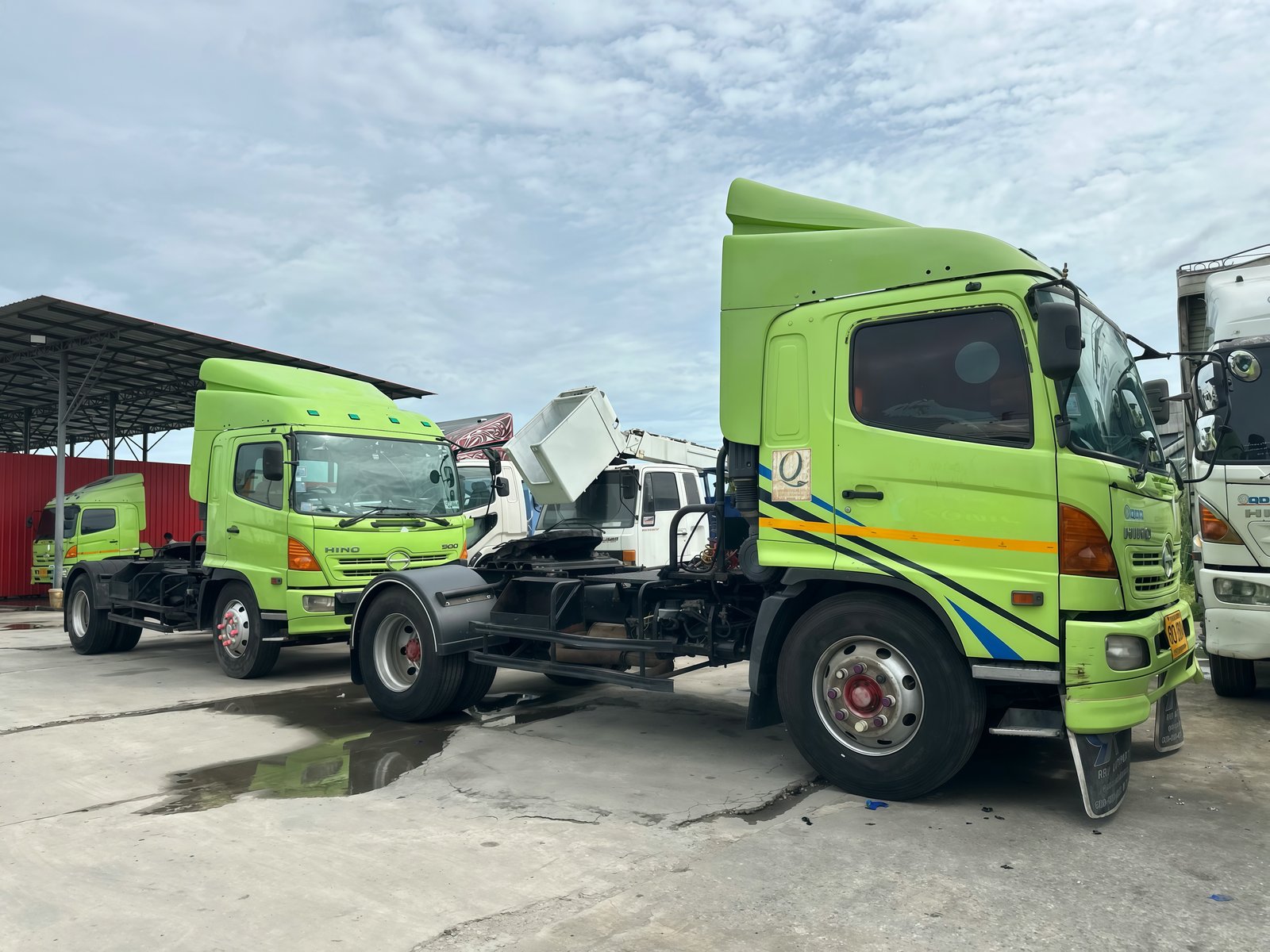 หัวลาก6ล้อ HINO FG 212แรง ปี2555 รถพร้อมใช้เอกสารพร้อมโอน หัวลาก6ล้อ HINO FG 212แรง ปี2555 รถพร้อมใช้เอกสารพร้อมโอน