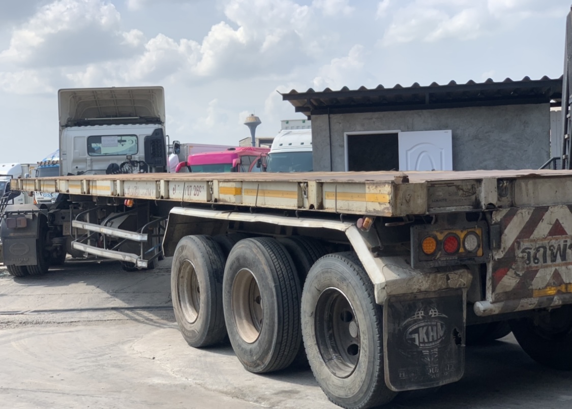 หางพื้นเรียบ3เพลา สามิตร 
ปี55 ยาว 12.5 เมตร
พร้อมทวีตล็อก 8 ตัว หางพื้นเรียบ3เพลา สามิตร 
ปี55 ยาว 12.5 เมตร
พร้อมทวีตล็อก 8 ตัว