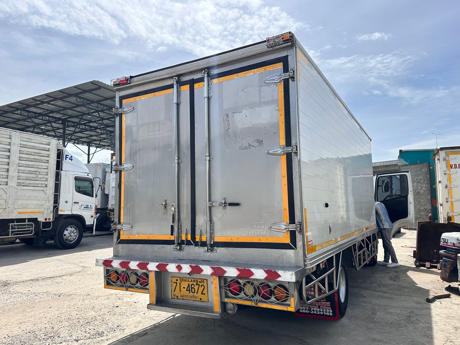 6ล้อ HINO FC9J 175แรงปี2560 อุณหภูมิ ยาว5.46 เมตร 6ล้อ HINO FC9J 175แรงปี2560 อุณหภูมิ ยาว5.46 เมตร