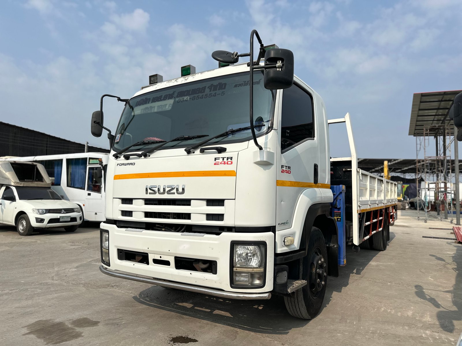 6ล้อISUZU FTR240 แรงติดเครน5ตัน5ปลอก ไมล์น้อย