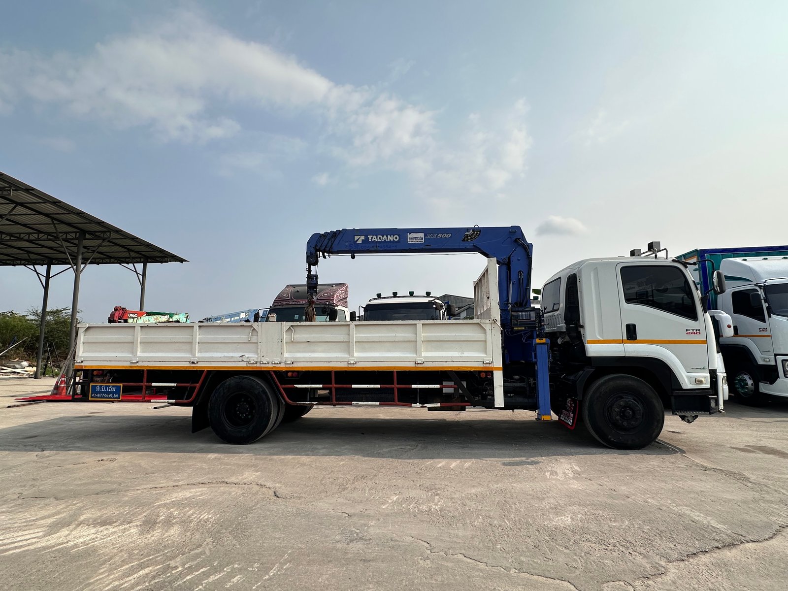 6ล้อISUZU FTR240 แรงติดเครน5ตัน5ปลอก ไมล์น้อย
