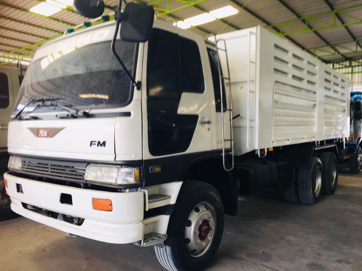 ขายรถดั้ม2เพลา HINO FM3M 240แรง ราคา690,000 ขายรถดั้ม2เพลา HINO FM3M 240แรง ราคา690,000