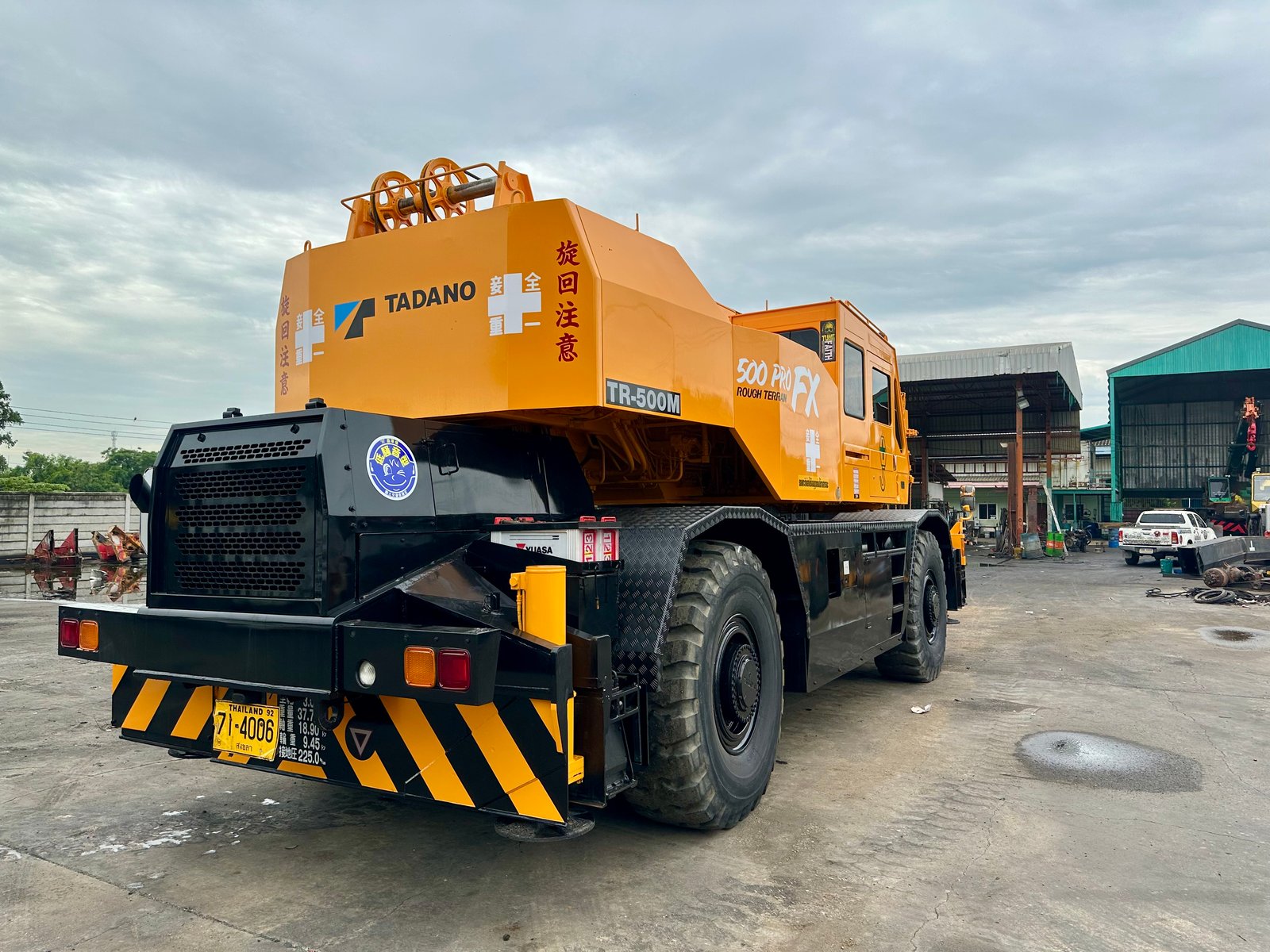 ขายรถเครนTR500M1 ระบยเซฟตี้100 เเอร์ครับ