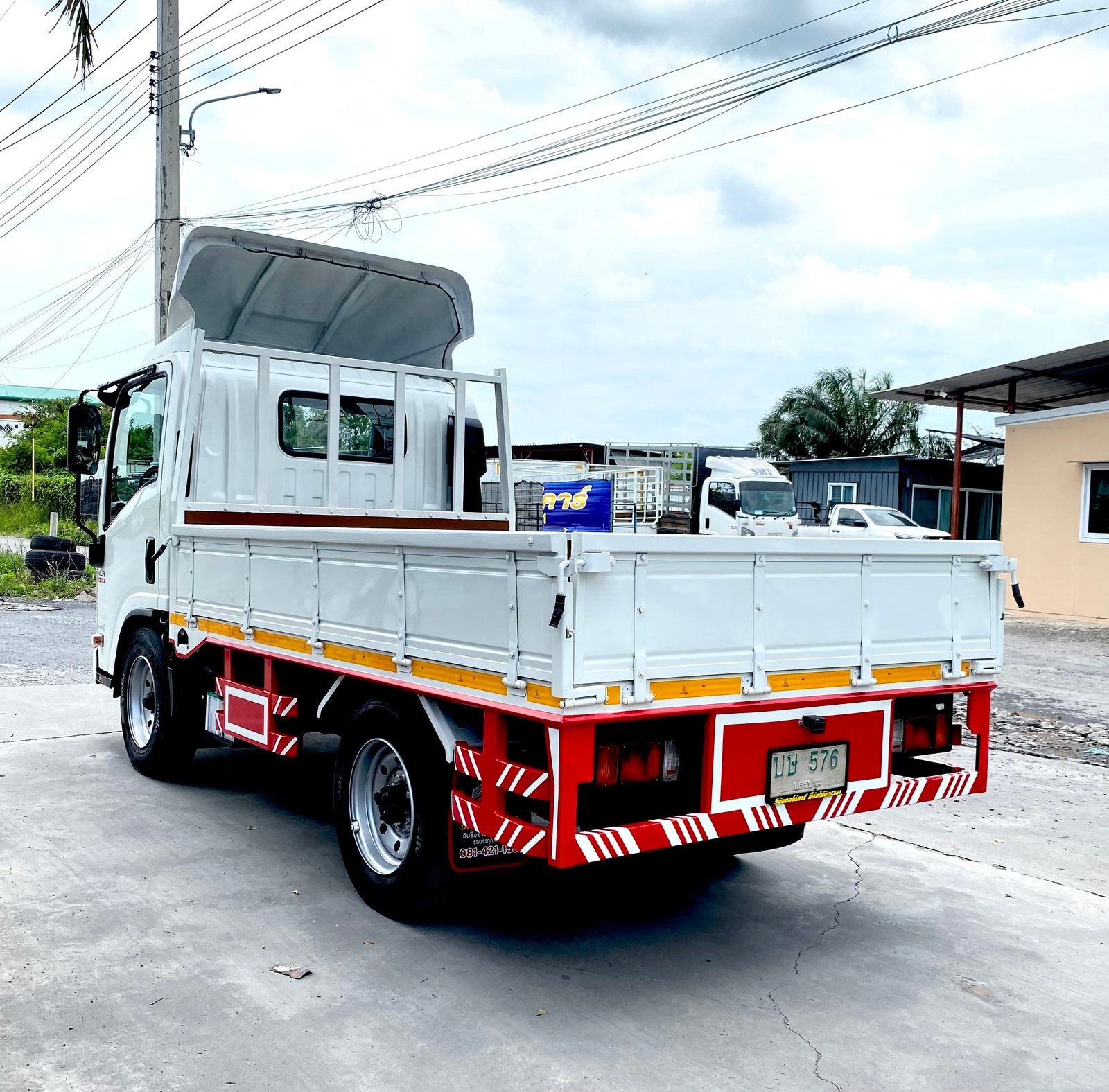 รถ ISUZU NLR 130 แรง ปี 2553 (รถห้างแท้ ) (4 ล้อไม่ติดเวลา) #กะบะเปิด3ด้าน รถสวย พร้อมใช้งาน