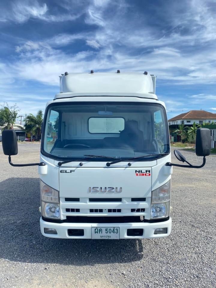 ขายรถ ISUZU NLR 130 แรง ปี 2559 รถห้างแท้ 4 ล้อไม่ติดเวลา ท้ายลิฟต์ กะบะเปิดรอบด้าน ขายรถ ISUZU NLR 130 แรง ปี 2559 รถห้างแท้ 4 ล้อไม่ติดเวลา ท้ายลิฟต์ กะบะเปิดรอบด้าน