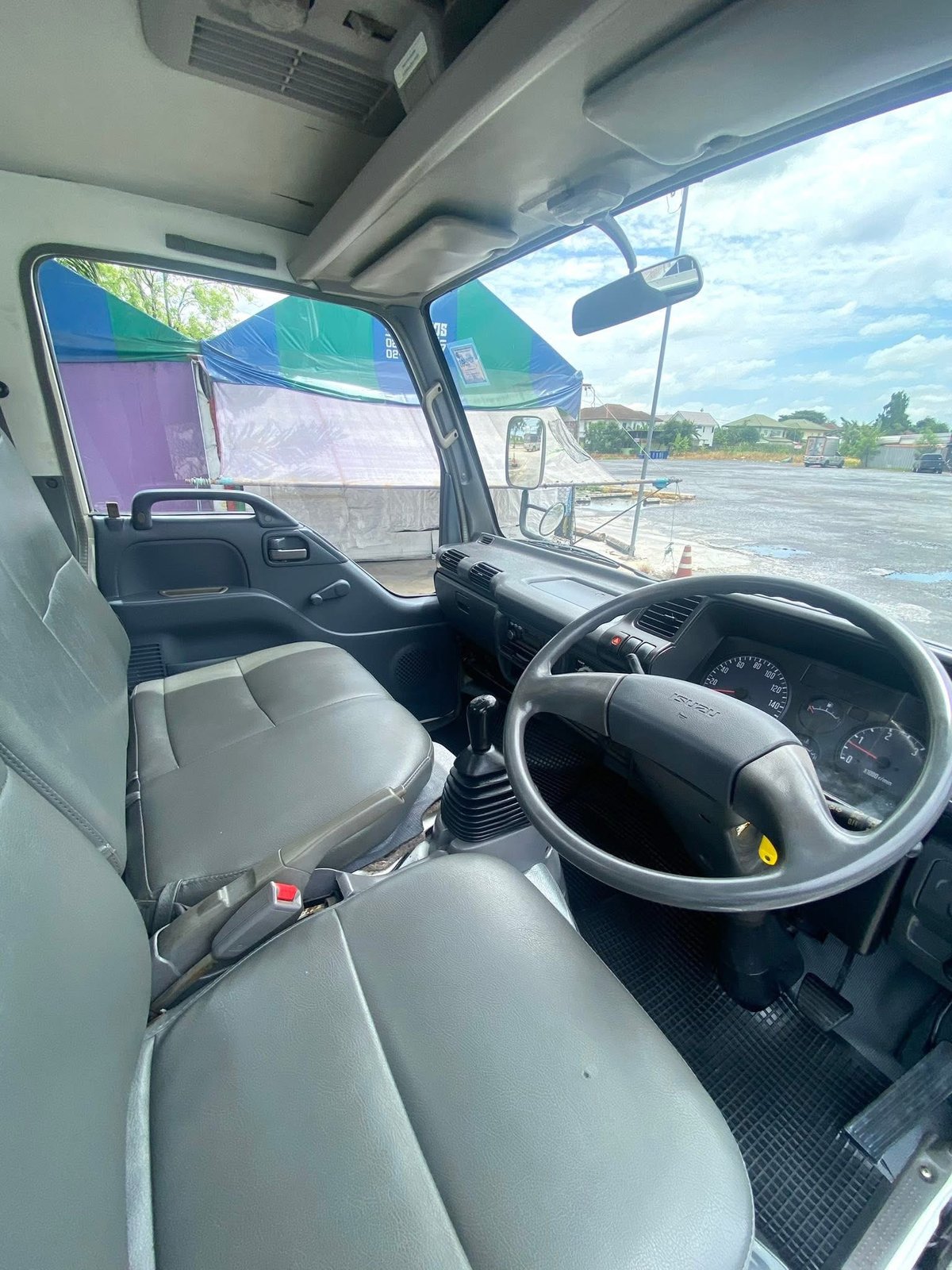 รถ  ISUZU NKR  100 แรง เทอร์โบ   รถห้างแท้ (4 ล้อไม่ติดเวลา) ปี 2550  แหนบหน้า เพลาลอย   #กะบะคอกสูง