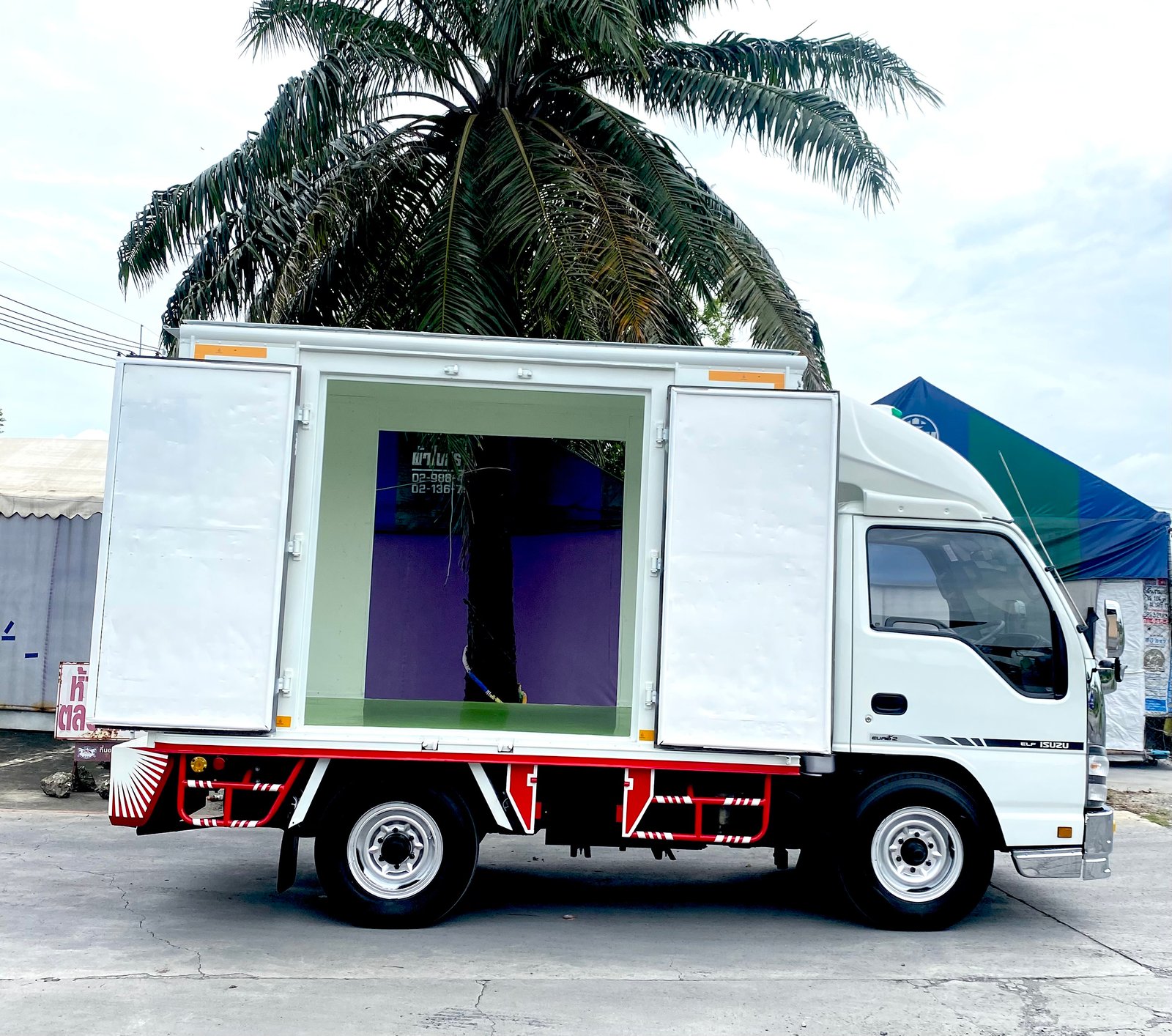 รถ ISUZU NKR 100 แรง เทอร์โบ รถห้างแท้ (4 ล้อไม่ติดเวลา) แหนบหน้า เพลาลอย ตู้แห้ง 6 บาน