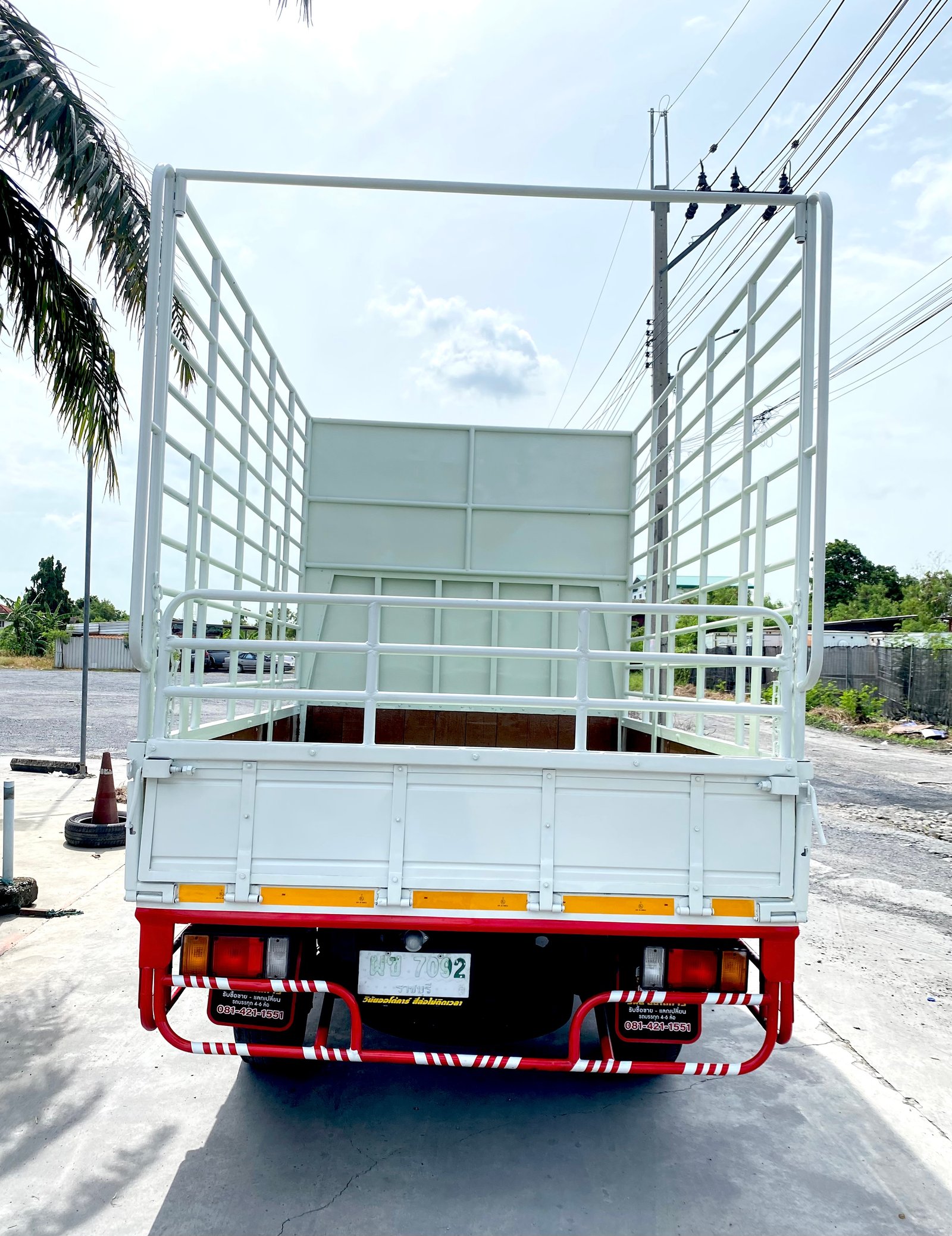 รถ  ISUZU NKR  100 แรง เทอร์โบ   รถห้างแท้ (4 ล้อไม่ติดเวลา) ปี 2550  แหนบหน้า เพลาลอย   #กะบะคอกสูง