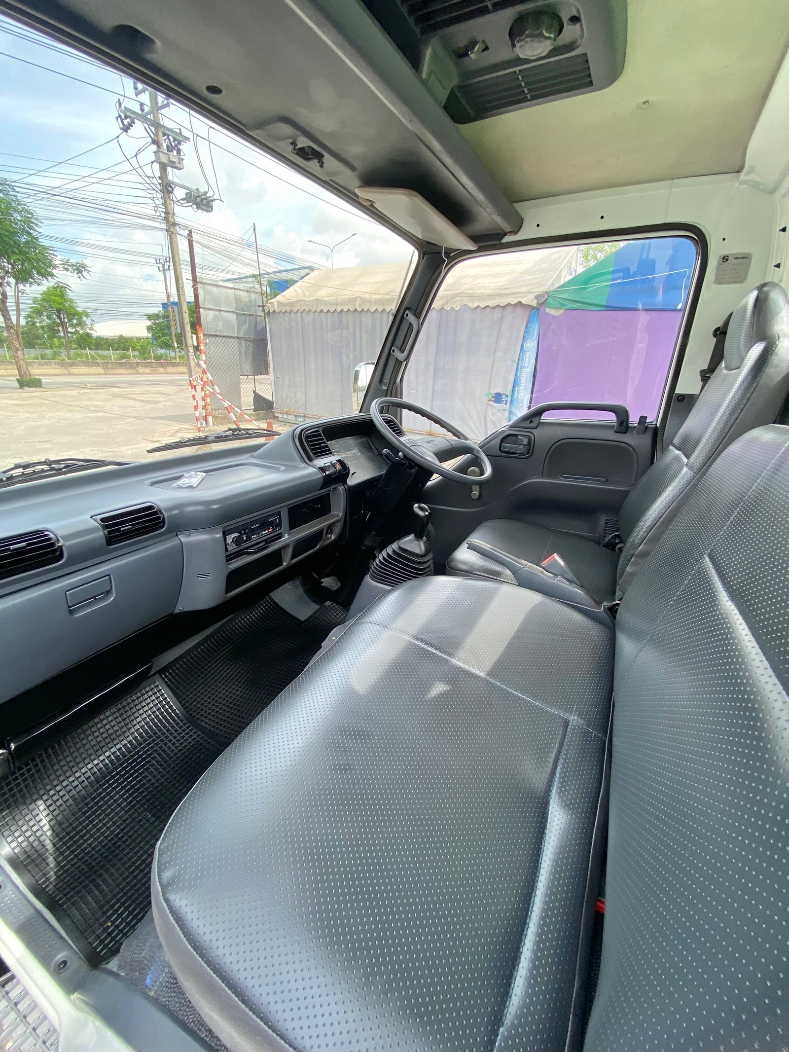 รถ ISUZU NKR 100 แรง เทอร์โบ รถห้างแท้ (4 ล้อไม่ติดเวลา) แหนบหน้า เพลาลอย สวยมากพร้อมใช้งาน