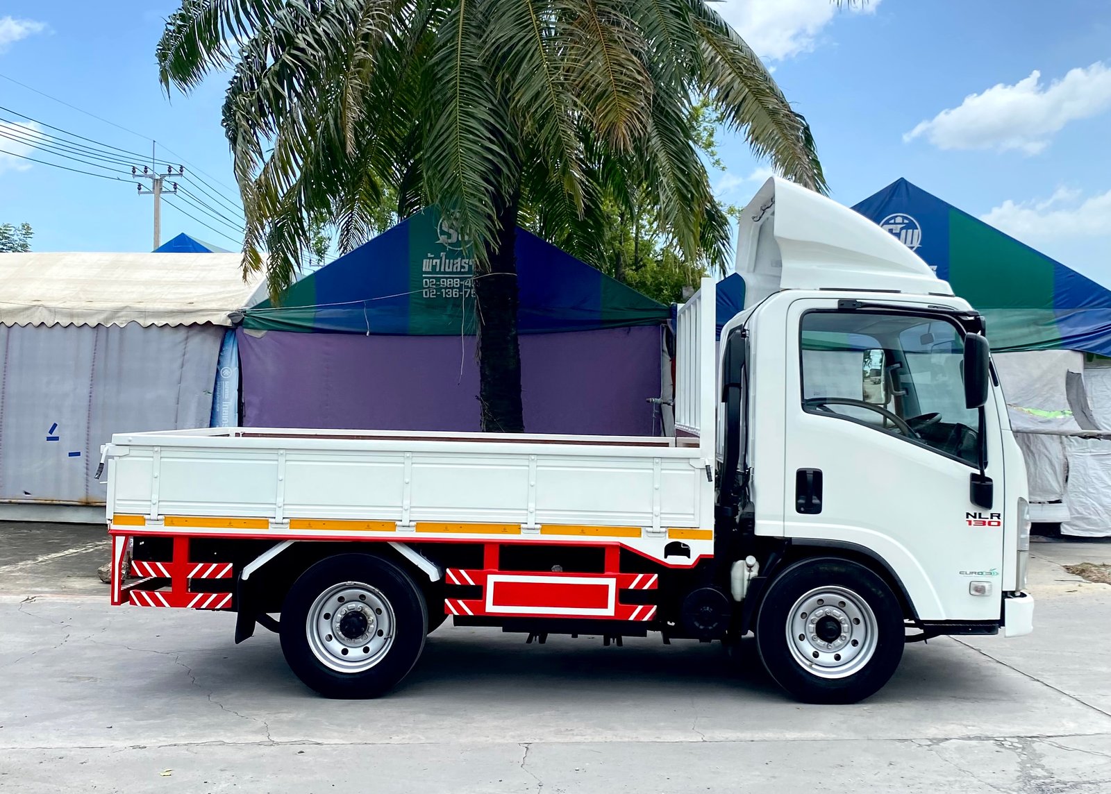 รถ ISUZU NLR 130 แรง ปี 2553 (รถห้างแท้ ) (4 ล้อไม่ติดเวลา) #กะบะเปิด3ด้าน รถสวย พร้อมใช้งาน