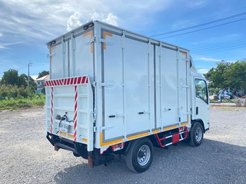 ขายรถ ISUZU NLR 130 แรง ปี 2559 รถห้างแท้ 4 ล้อไม่ติดเวลา ท้ายลิฟต์ กะบะเปิดรอบด้าน ขายรถ ISUZU NLR 130 แรง ปี 2559 รถห้างแท้ 4 ล้อไม่ติดเวลา ท้ายลิฟต์ กะบะเปิดรอบด้าน