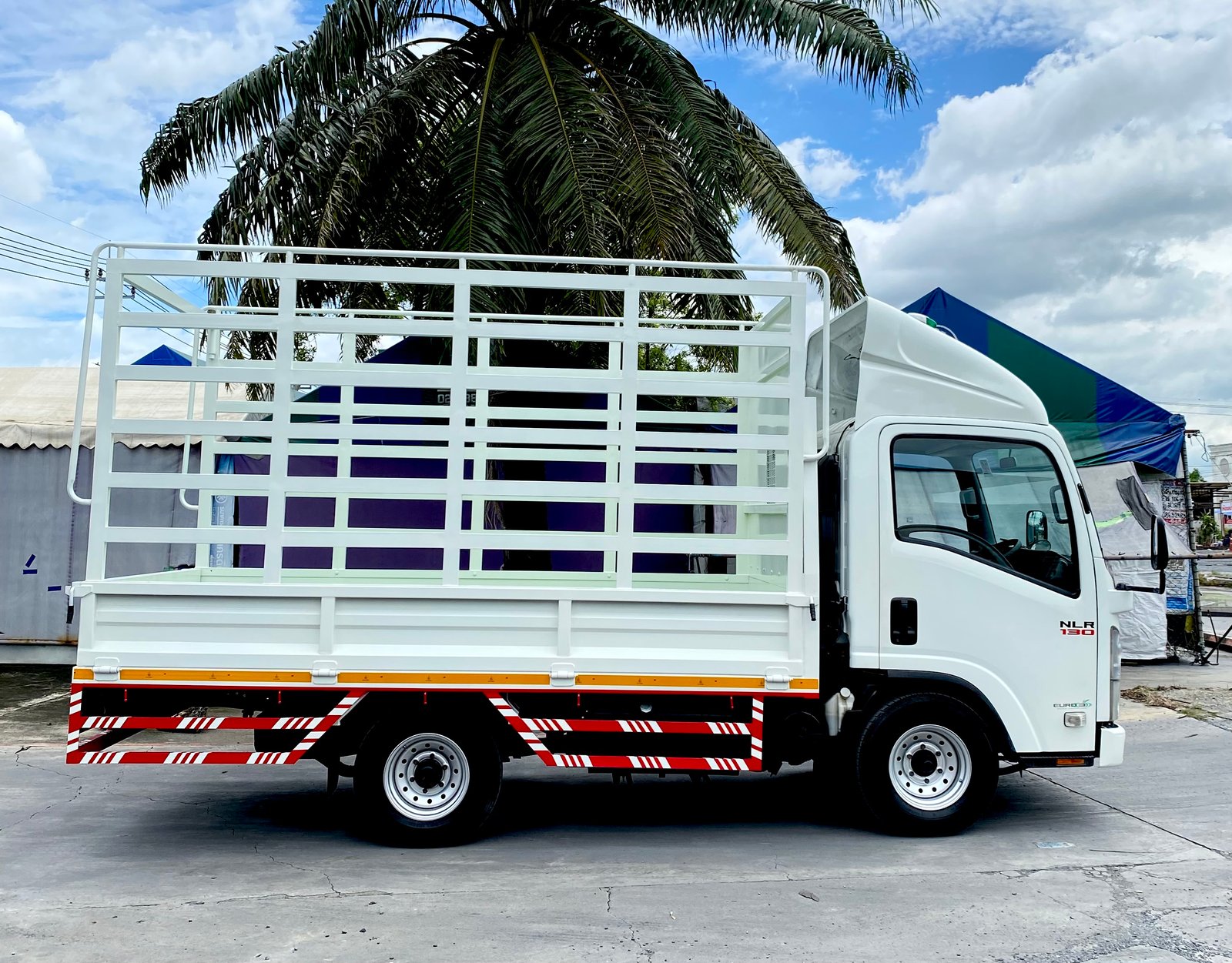 รถ ISUZU NLR 130 แรง ปี 2563 (รถห้างแท้ ) (4 ล้อไม่ติดเวลา) #รุ่นใหม่ #ไมล์น้อย รถสวย มือเดียว กะบะเ