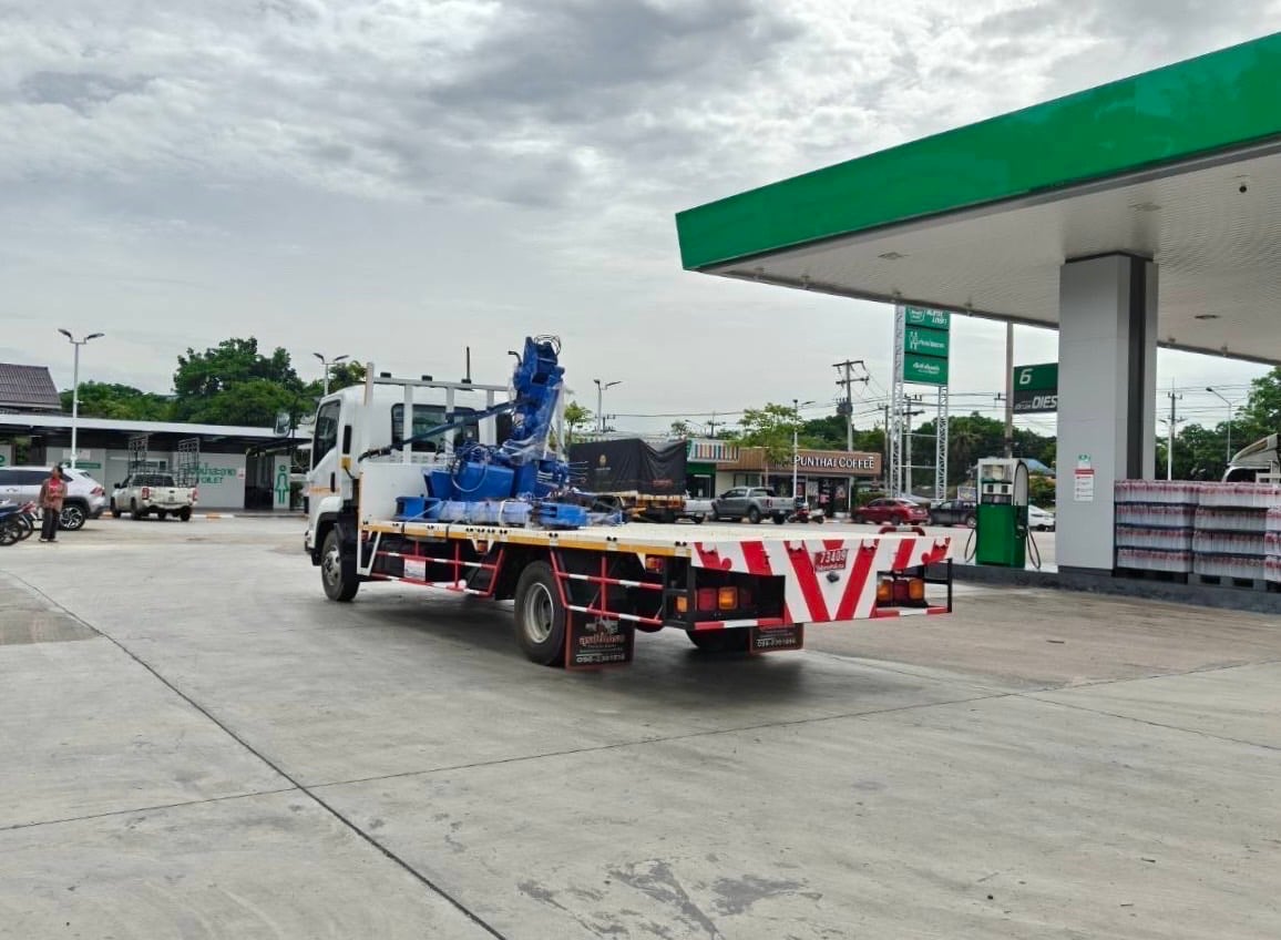 เข้าใหม่❗️ป้ายแดงๆ ไมล์ 303 กิโล 6ล้อ NEW ISUZU FRR 190 ปี 2558