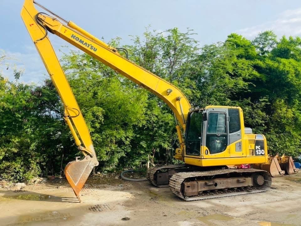 PC130-8 บุมยาว 12 เมตร(มี2คันให้เลือก) ชุดจดทะเบียน