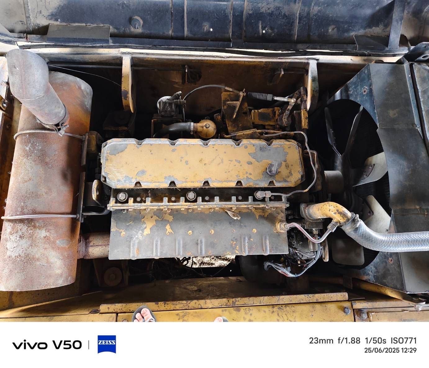 CAT325 ไฟฟ้าครบ เช็กระบบ แก้รั่วไหล เปลี่ยนถ่ายของ
