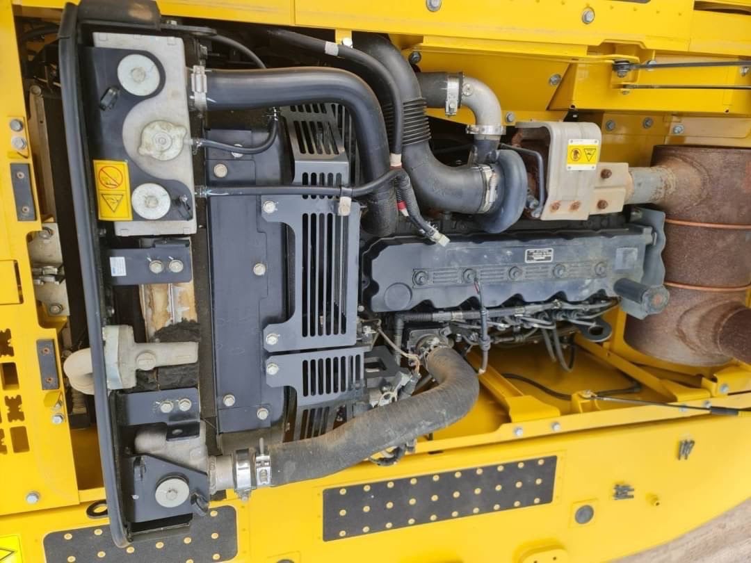 แบคโฮ KOMATSU PC210-10MO 3400 ชั่วโมง PM7000 แบคโฮ KOMATSU PC210-10MO 3400 ชั่วโมง PM7000
