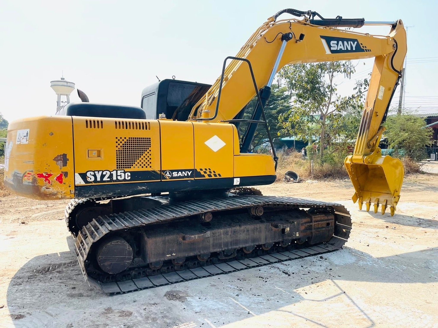 แบคโฮ สันนี่SY215C ไฟฟ้าครบ แบคโฮ สันนี่SY215C ไฟฟ้าครบ