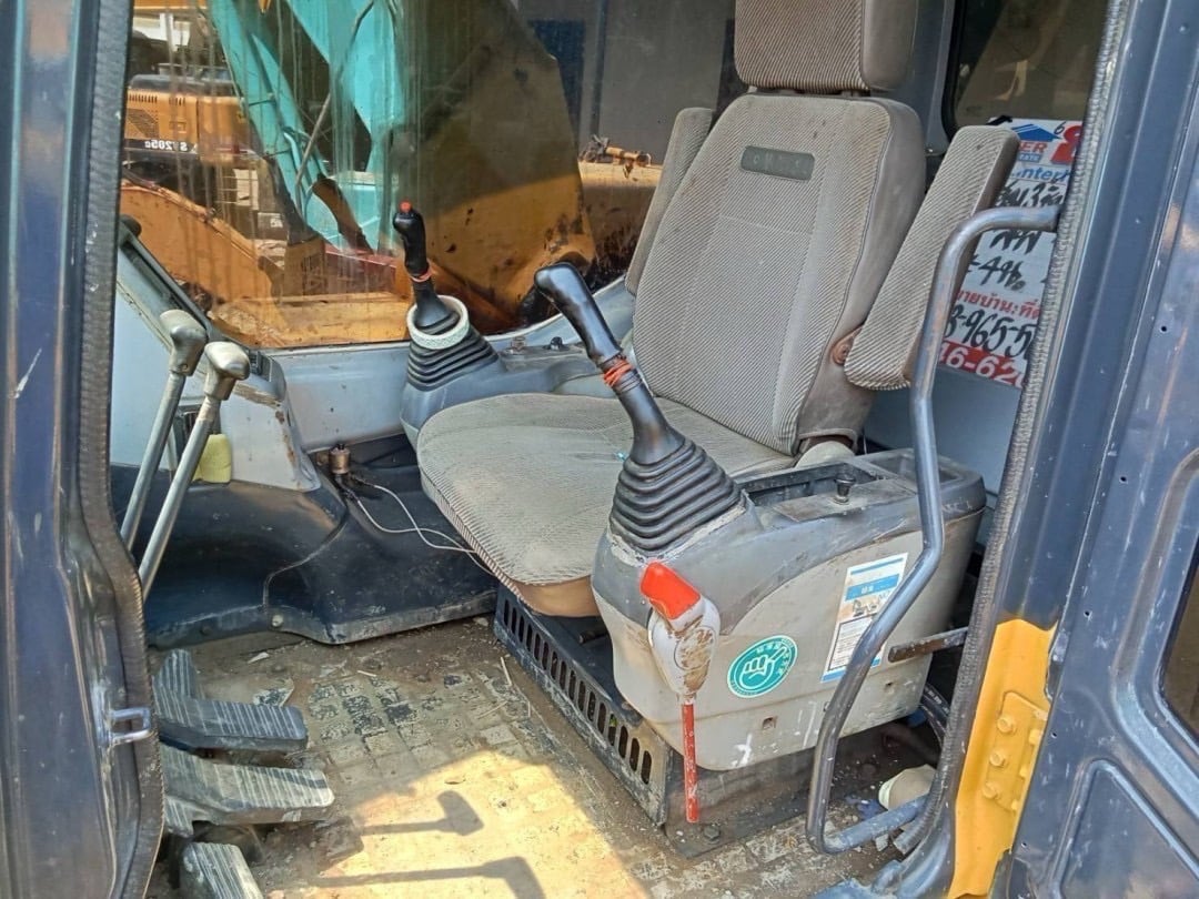 PC200-7  ช่วงล่างเต็ม