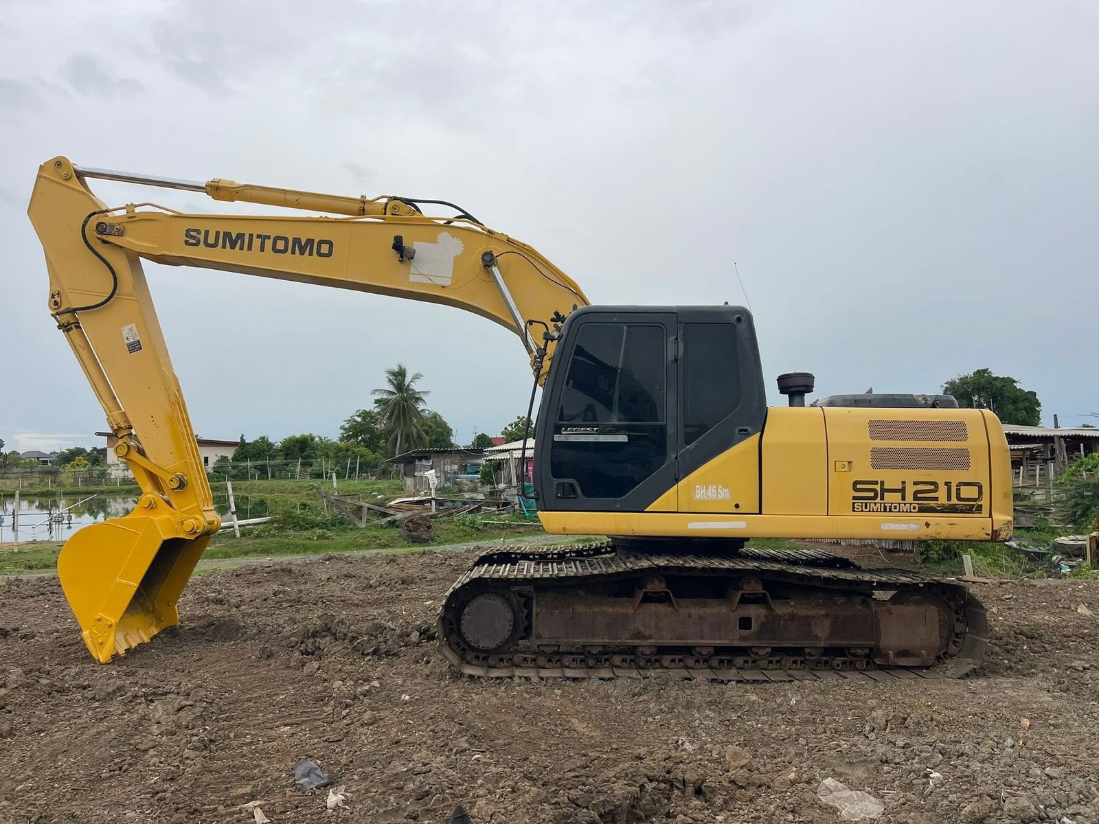 SH210F-5 ไฟฟ้าครบ ระบบดี เครื่อง-ปั๊มแห้ง