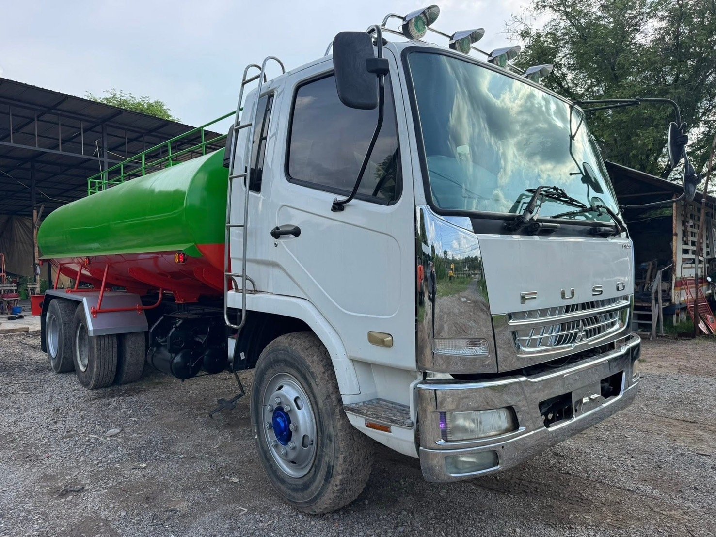 10ล้อทุกน้ำ MITSUBISHI FUSO เครื่อง 6M60 240 แรงโบ