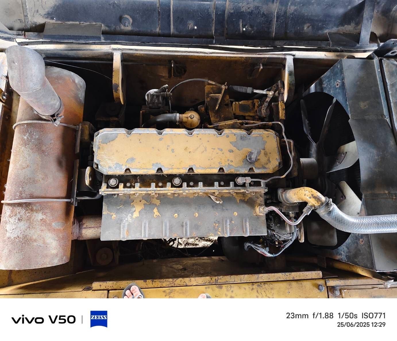 CAT325 ไฟฟ้าครบ เช็กระบบ แก้รั่วไหล เปลี่ยนถ่ายของ