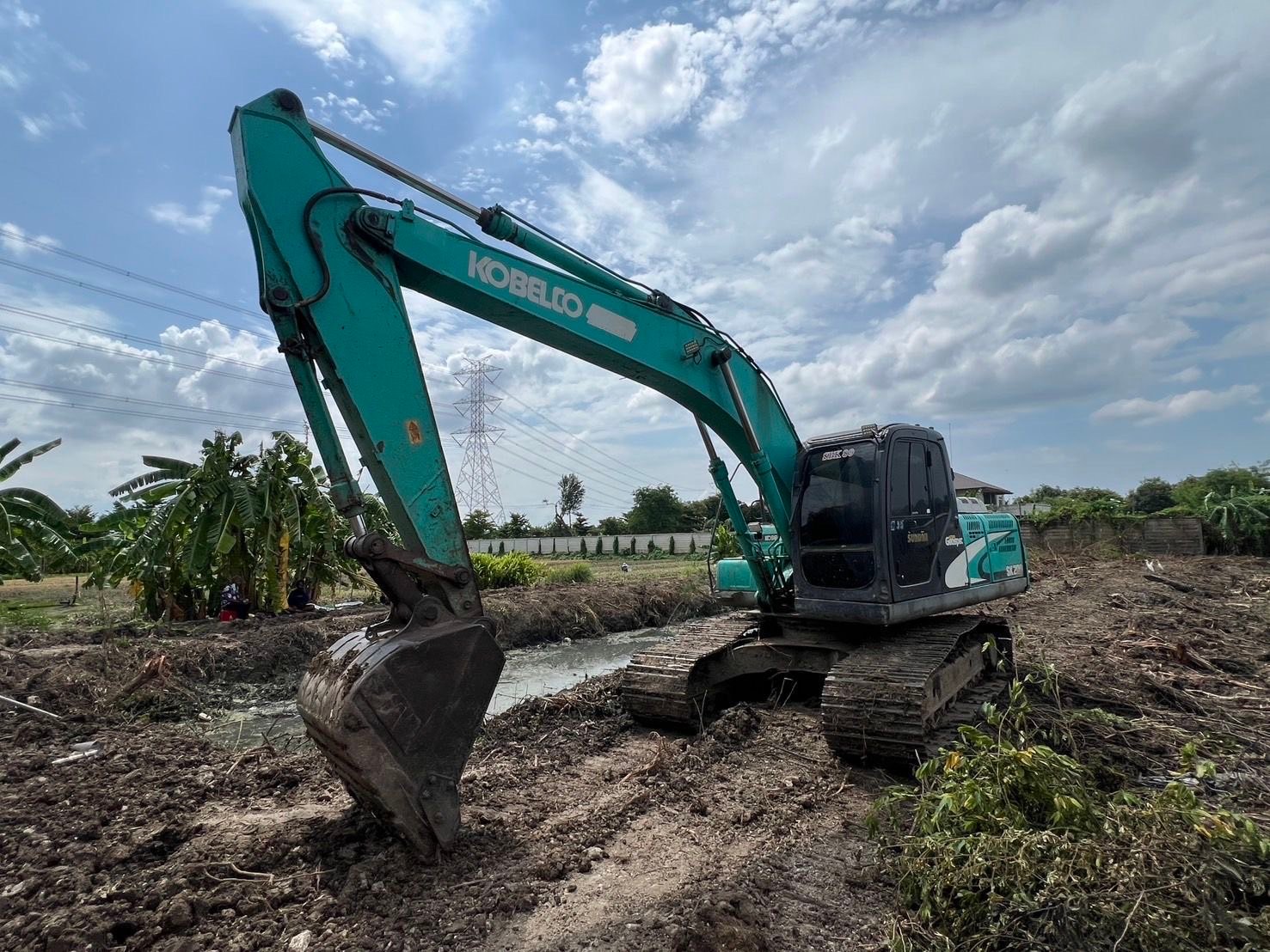 KOBELCO YN12 SUPER เครื่อง-ปั้มดี ช่วงล่างพอได้ครับ