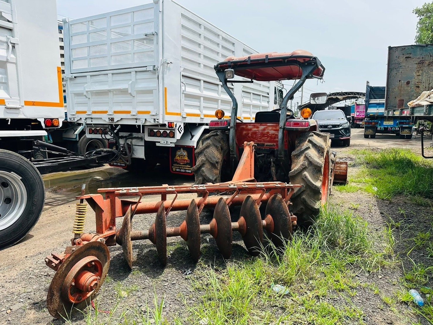 รถไถ รุ่น.L5018DT เครื่อง V2403 (50 แรง) อุปกรณ์ครบ รถไถ รุ่น.L5018DT เครื่อง V2403 (50 แรง) อุปกรณ์ครบ