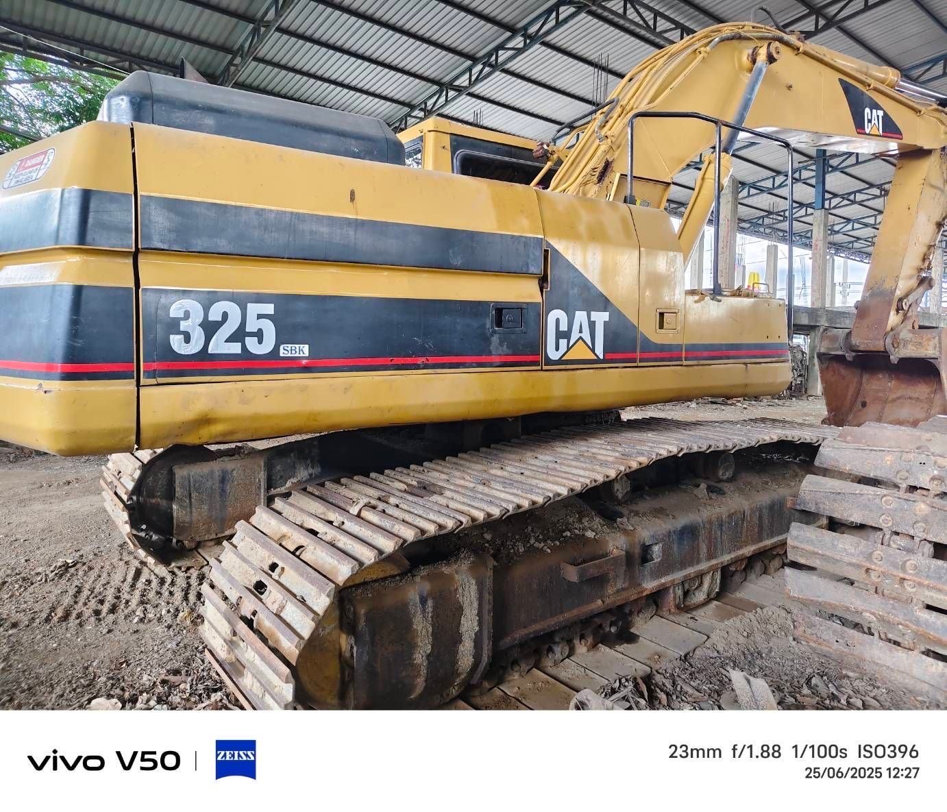 CAT325 ไฟฟ้าครบ เช็กระบบ แก้รั่วไหล เปลี่ยนถ่ายของ CAT325 ไฟฟ้าครบ เช็กระบบ แก้รั่วไหล เปลี่ยนถ่ายของ
