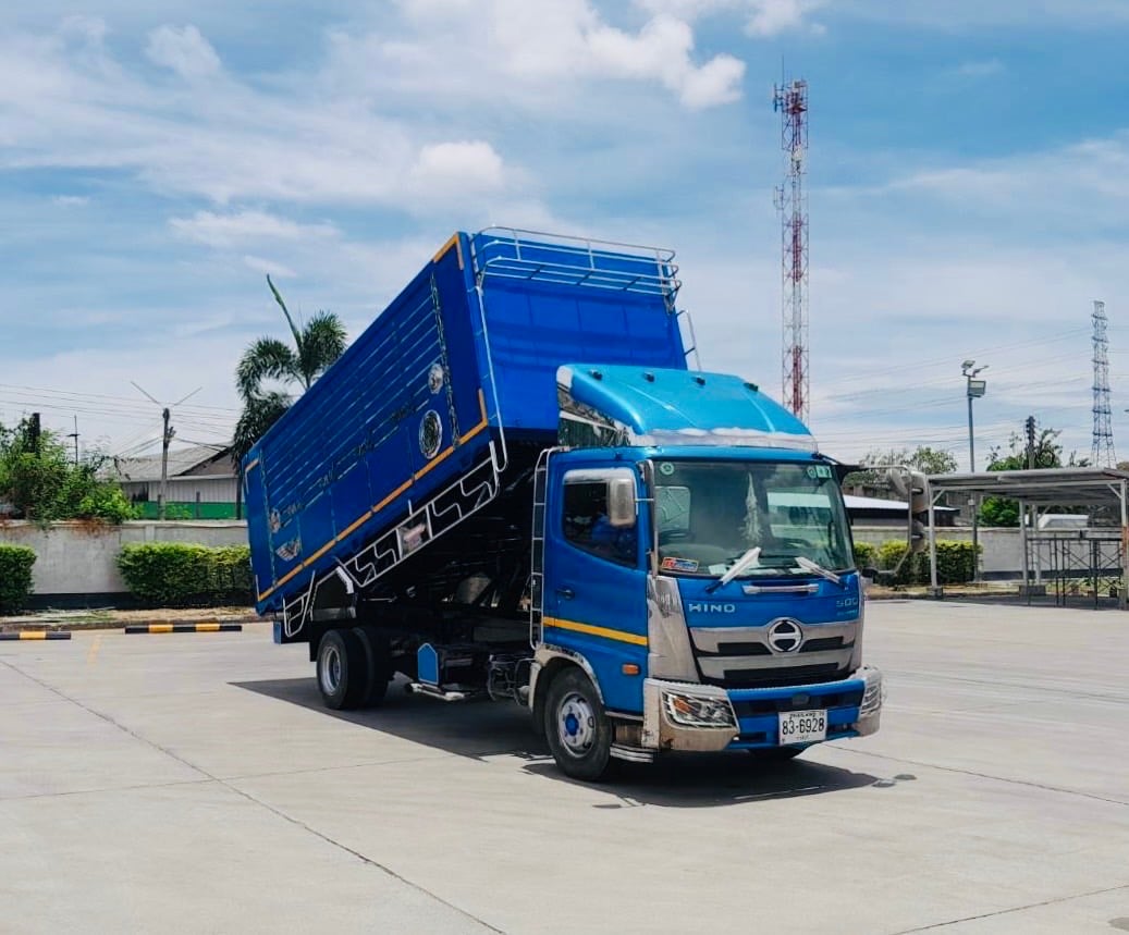 NEW FC9J 210 เเรง ดั้มพ์ปีเนี่ยยมเกษตรพื้นสแตนเหล็ด NEW FC9J 210 เเรง ดั้มพ์ปีเนี่ยยมเกษตรพื้นสแตนเหล็ด