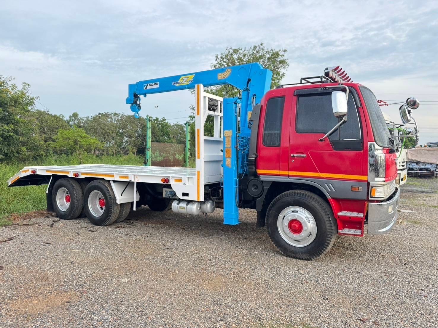10ล้อ HINO 3H 195 แรง ติดเครน TADANO ท้องแบน 4.5 ตัน 10ล้อ HINO 3H 195 แรง ติดเครน TADANO ท้องแบน 4.5 ตัน