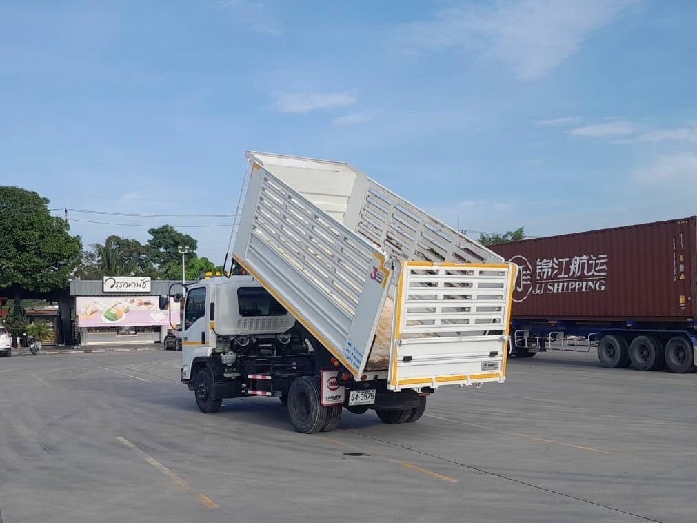 เข้าใหม่❗️ไมล์ 5,573 กิโล❗️NEW FRR 210 ดั้มสามิตร สูง 5 ไม้