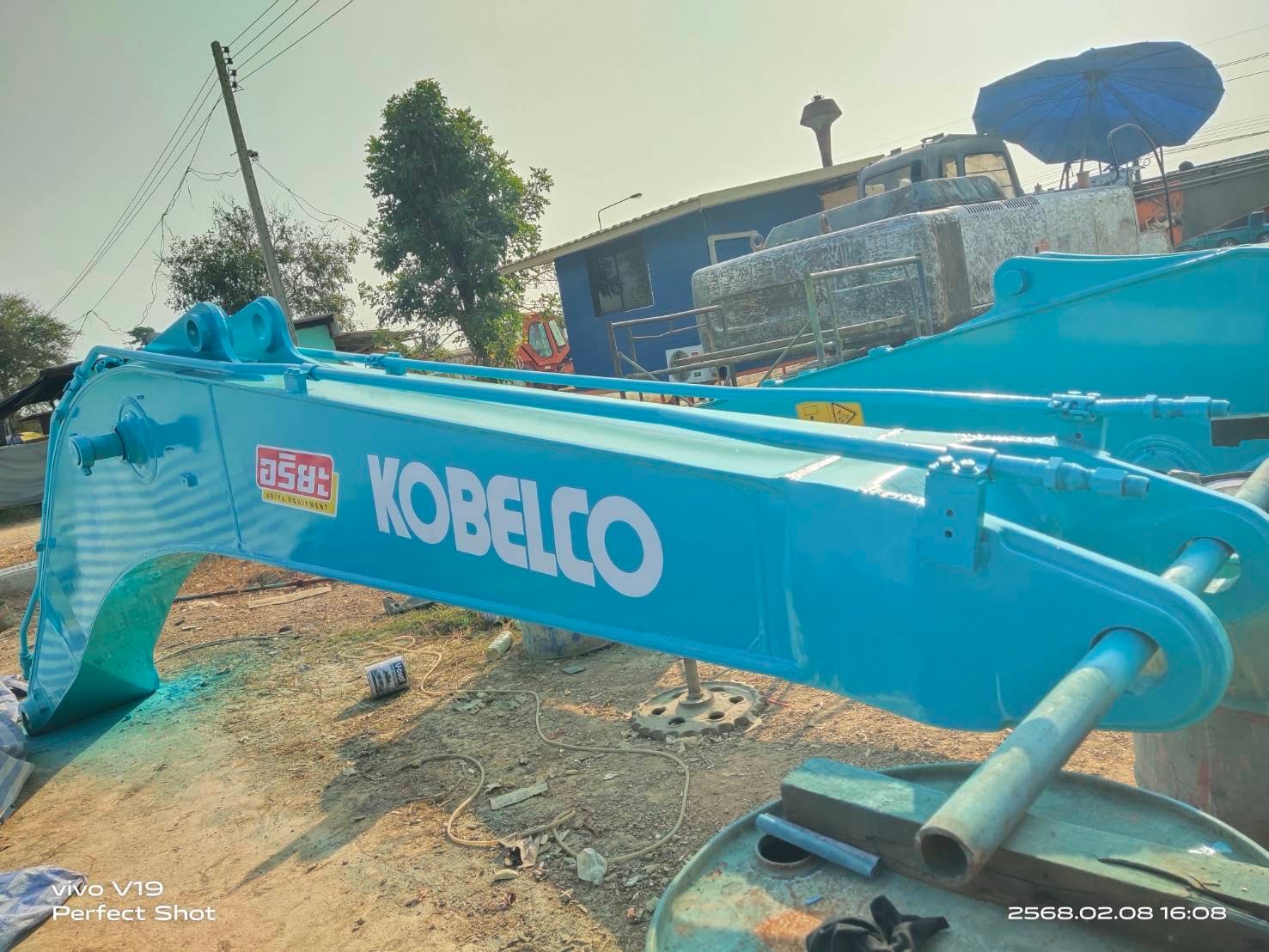 ขายบูมอาร์ม KOBELCO YN12 มาคเอส ทำสีสวยๆ พร้อมยกใส่ได้เลย