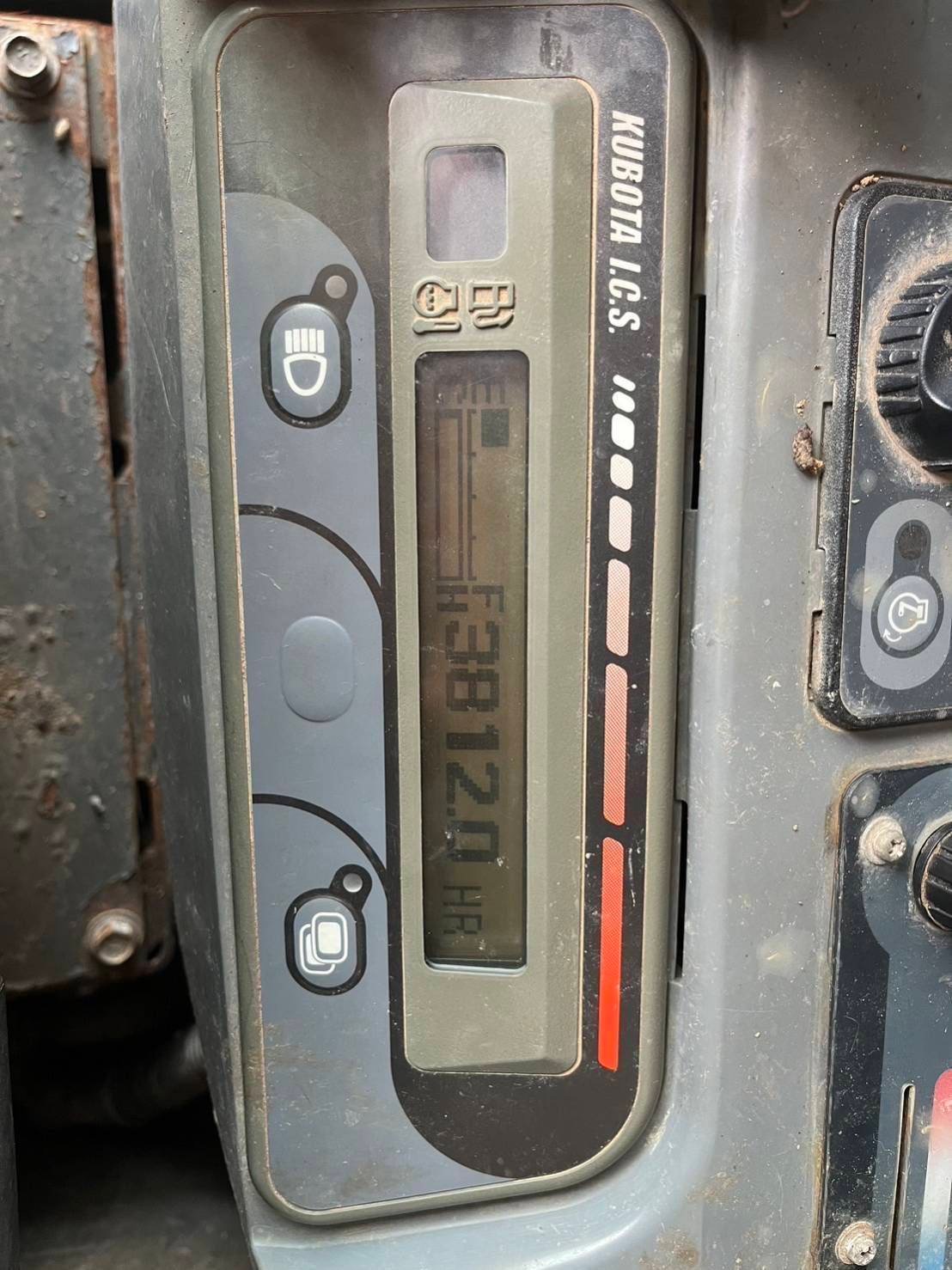 KUBOTA KX80-3 ขนาด 8 ตัน KUBOTA KX80-3 ขนาด 8 ตัน