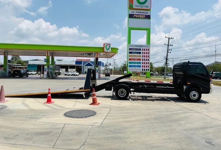 6ล้อ HINO XZU 136 สไลด์ ถาดกองพื้นสเเตนเหล็ด พร้อม