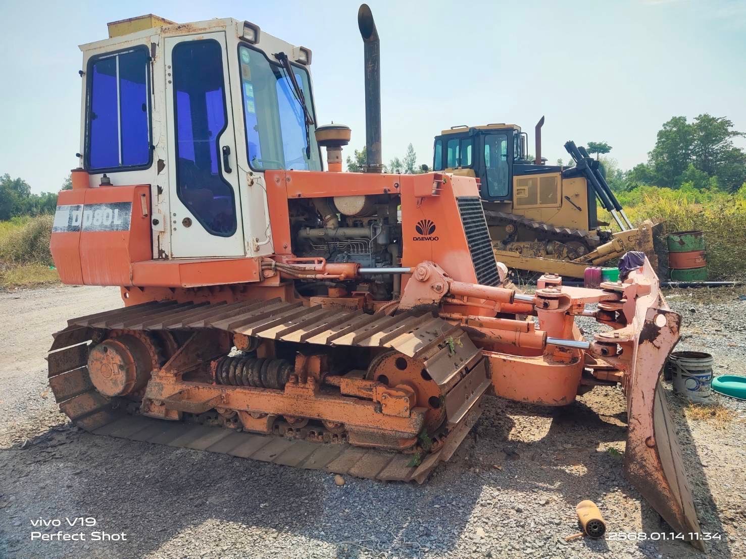 แทรกเตอร์ DOOSAN รุ่น DD80L เก๋งแอร์ แทรกเตอร์ DOOSAN รุ่น DD80L เก๋งแอร์