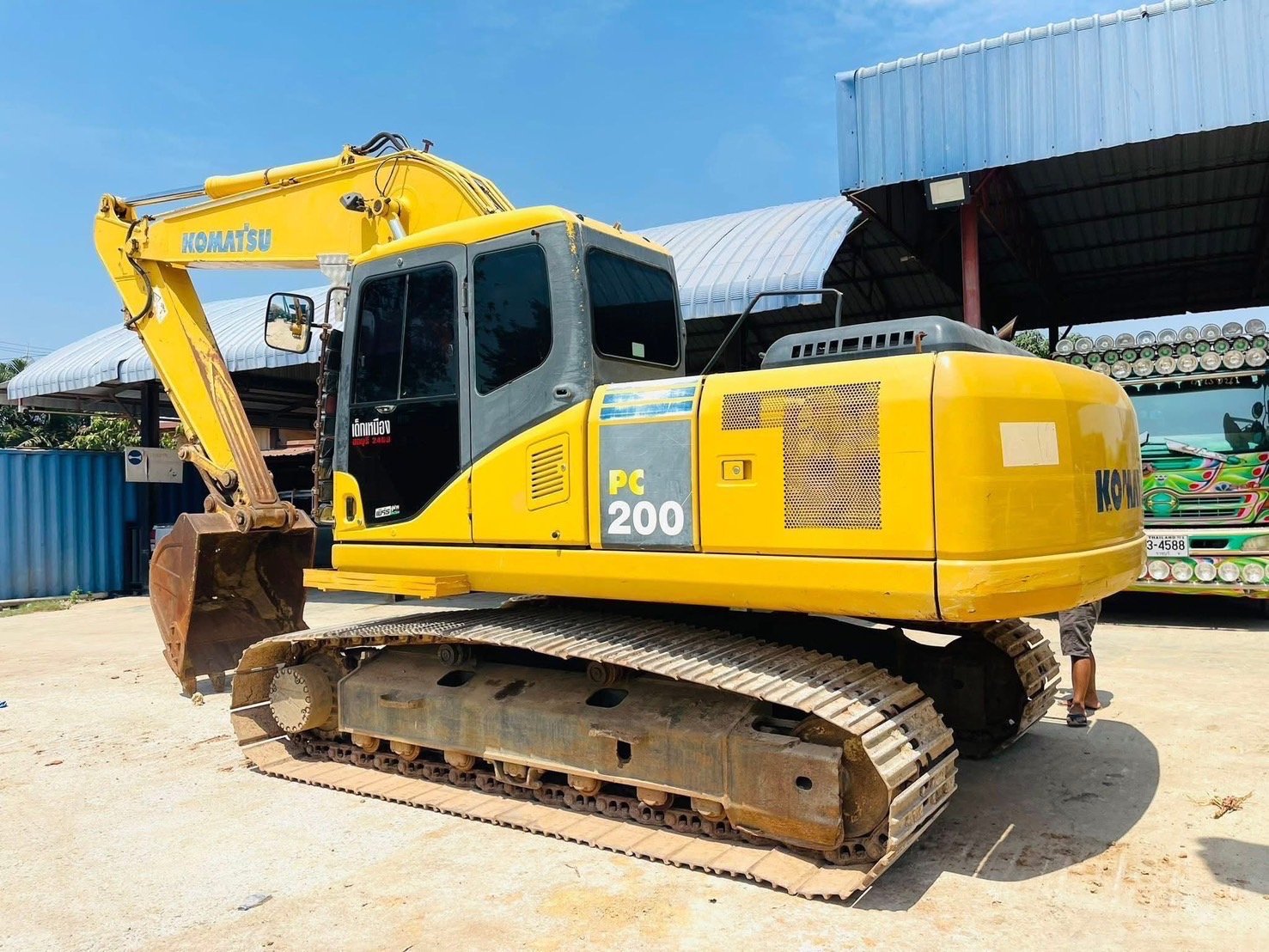 PC200 -7 เดิม ๆ ป้ายแดงมืเดียว ไมล์ 8 หมึ่นกว่า เครื่