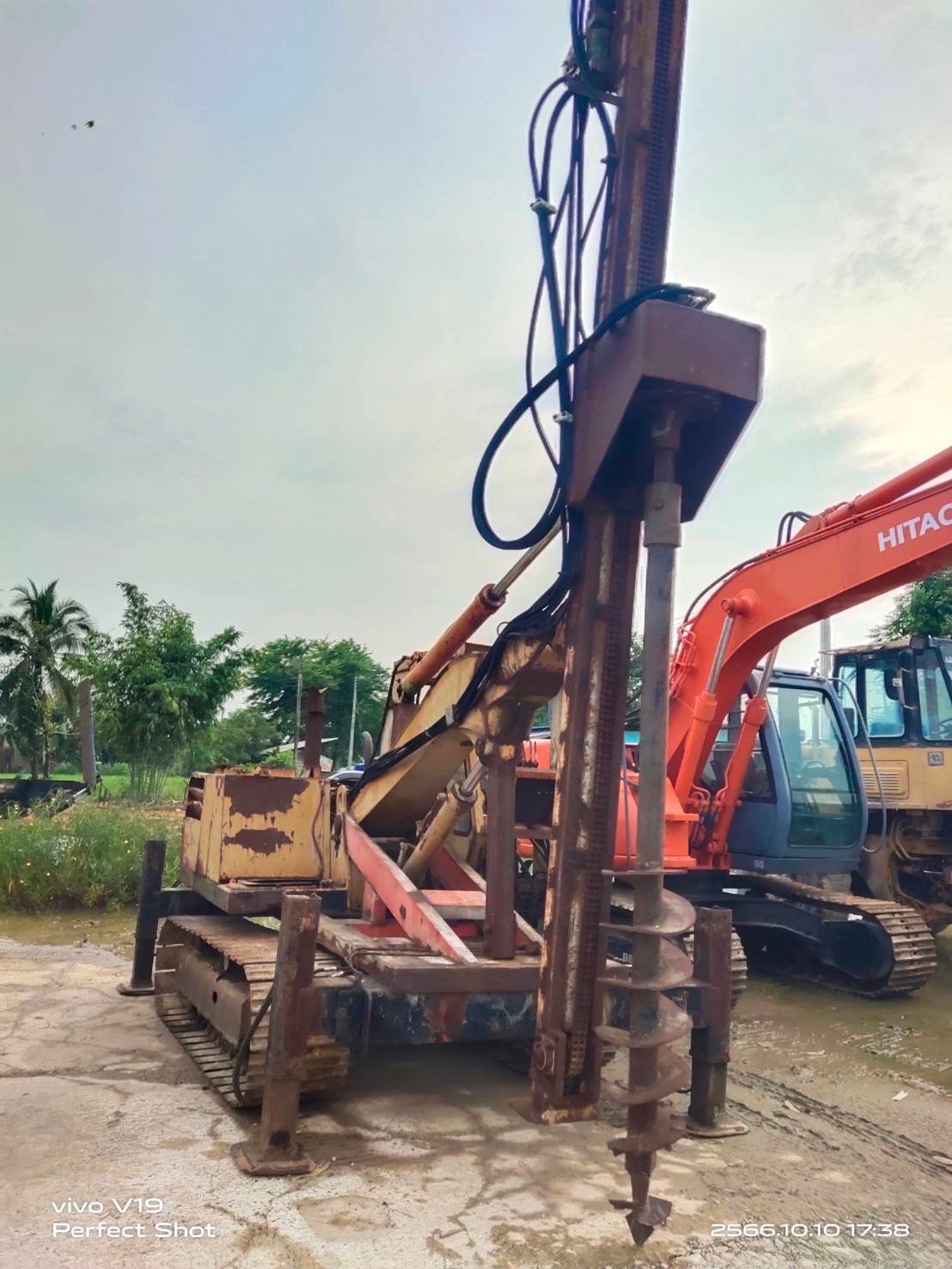 PC60-2 เจาะ วางเสาเข็ม PC60-2 เจาะ วางเสาเข็ม