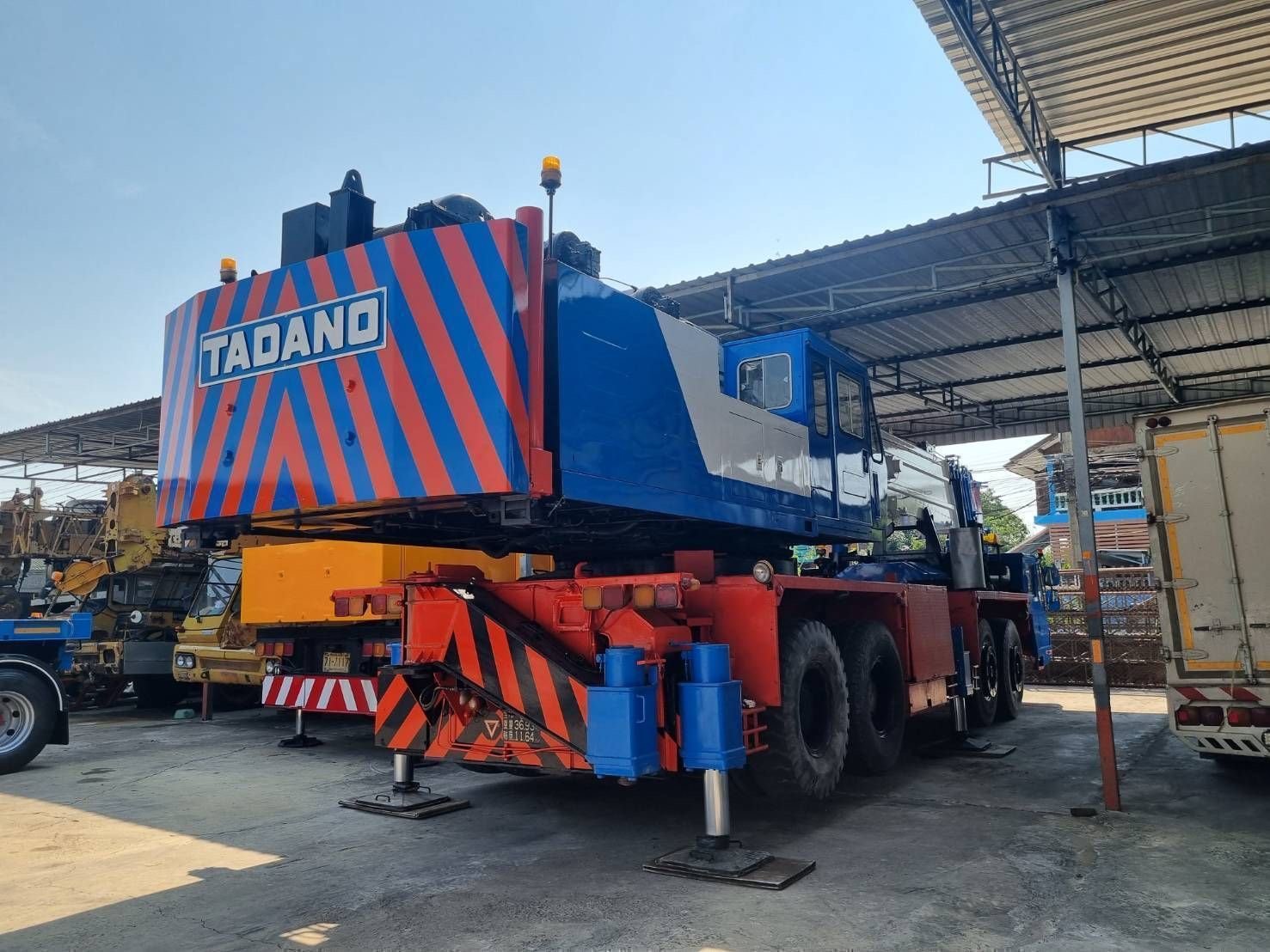 12ล้อเครน TADANO M1 ปี 2544 หนัก 120 ตัน รับประกัน หลังการขาย