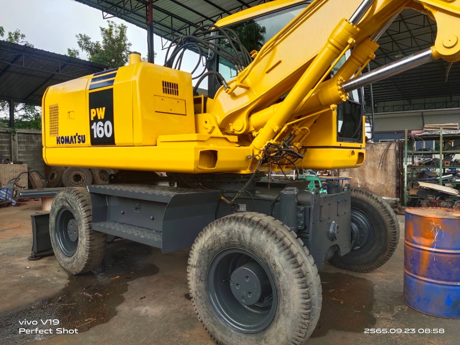 รถแบคโฮล้อยาง
PW160-7 รถแบคโฮล้อยาง
PW160-7
