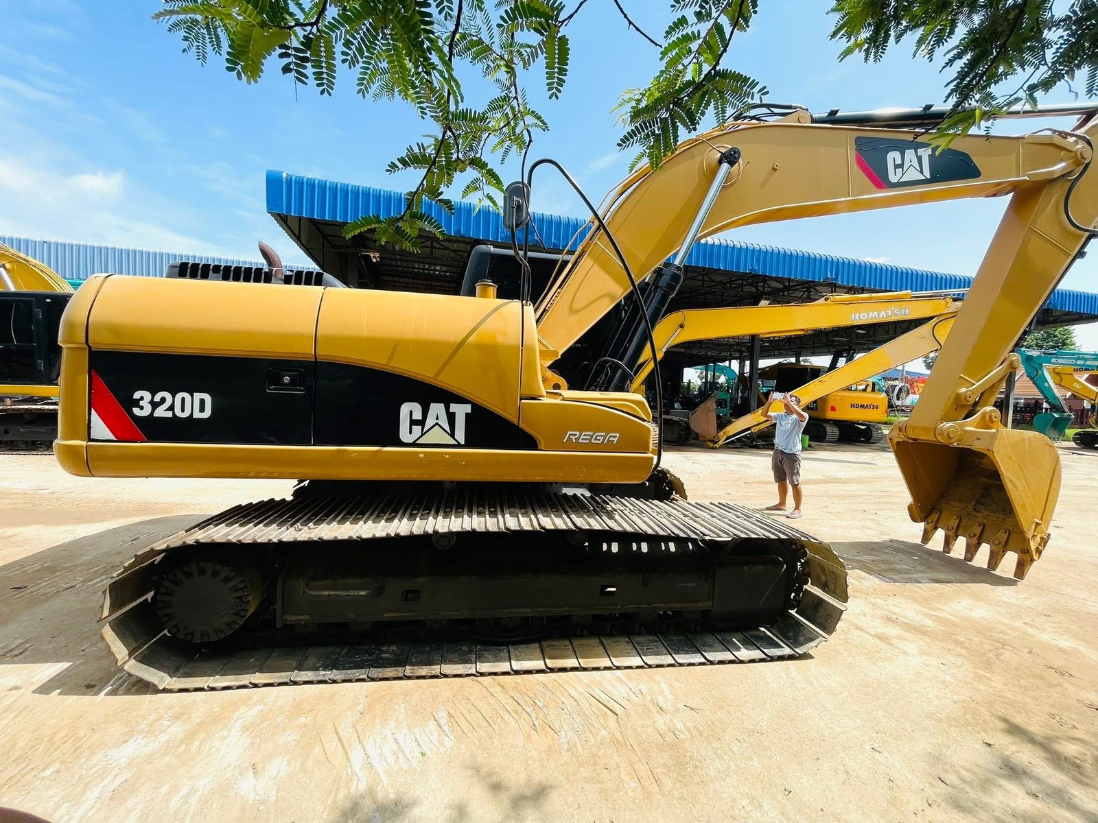 CAT320D กะบอกดำ (เก่าญี่ปุ่น) เครื่องปั้มแห้งสวย