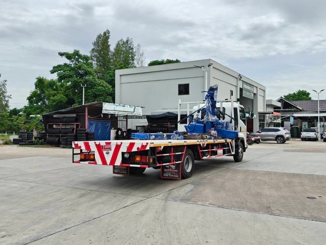 เข้าใหม่❗️ป้ายแดงๆ ไมล์ 303 กิโล 6ล้อ NEW ISUZU FRR 190 ปี 2558