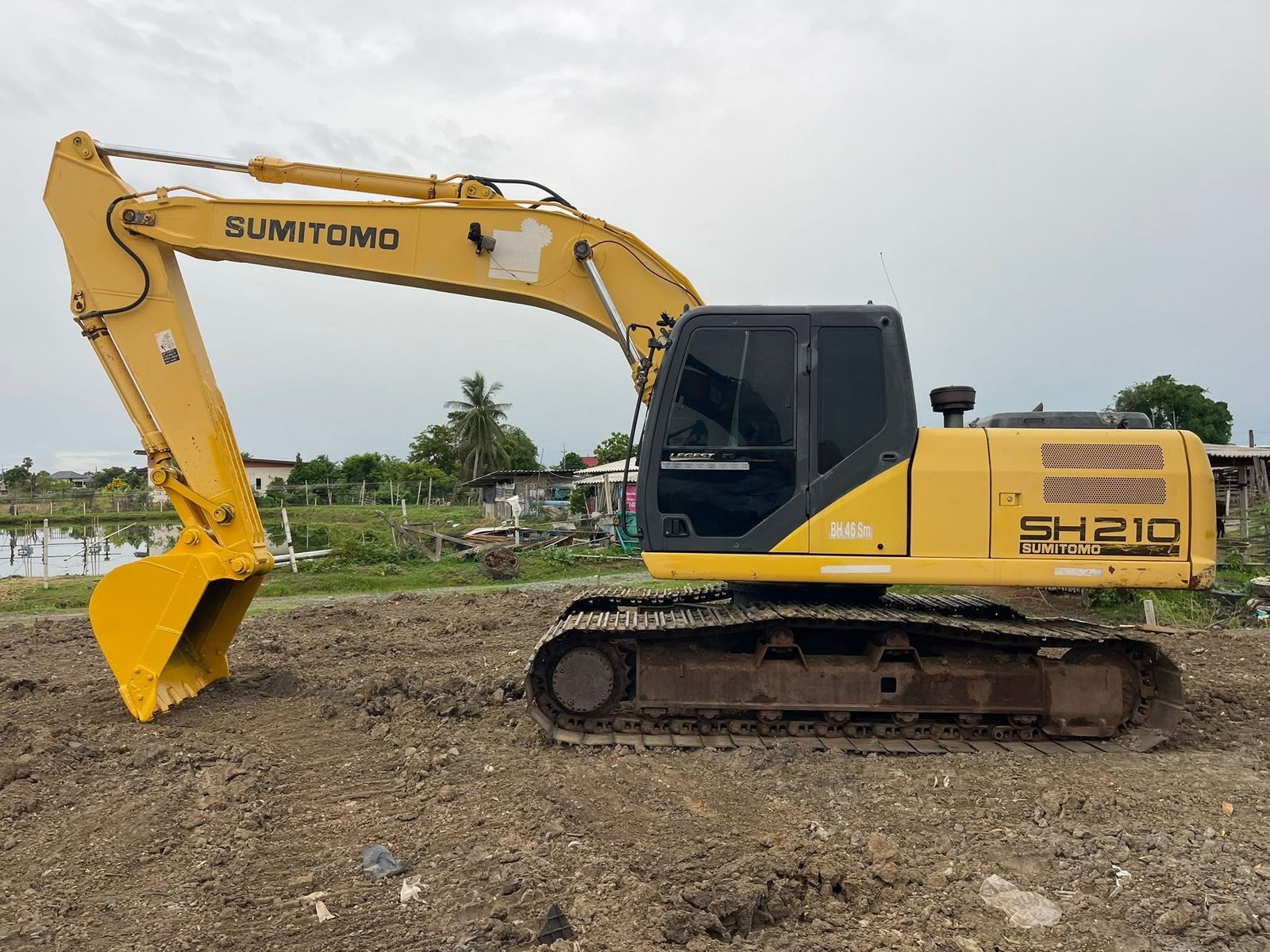 SH210F-5 ไฟฟ้าครบ ระบบดี เครื่อง-ปั๊มแห้ง
