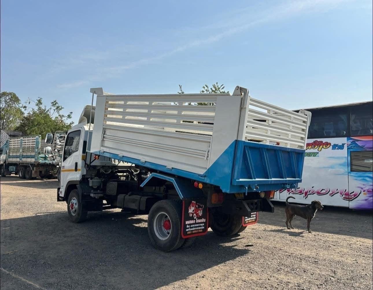 ISUZU 210 แรง ดั้มพ์ ยาว 4.00.เมตร กว้าง 2.20.สูง 1.20.ม ISUZU 210 แรง ดั้มพ์ ยาว 4.00.เมตร กว้าง 2.20.สูง 1.20.ม
