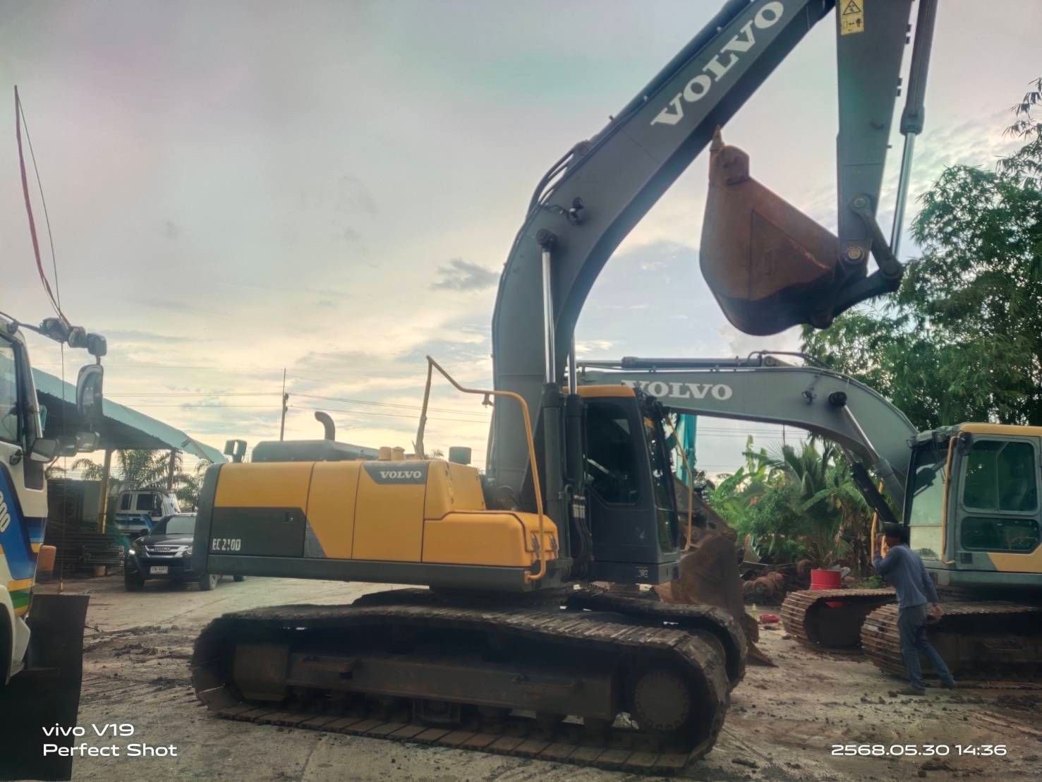 เข้าใหม่ ❗️ ไมล์ 29xx ช.ม ❗️ VOLVO EC210D ทุกระบบพร้อม เข้าใหม่ ❗️ ไมล์ 29xx ช.ม ❗️ VOLVO EC210D ทุกระบบพร้อม