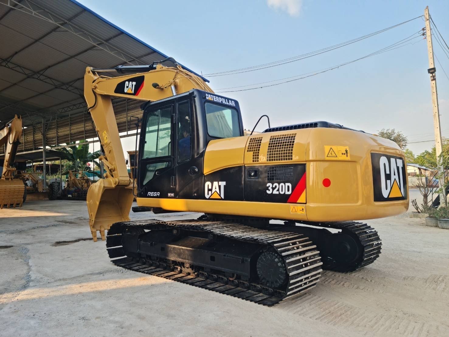 CAT320D FAL08100 เครี่อง-ปั้มดี ช่วงล่างเต็ม